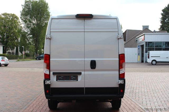 Furgoneta OPEL Movano Kasten 35 L3H2 BlueHDI DoKA 6-Sitzer LED