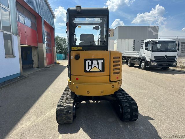 Minikotró CATERPILLAR 302.7 Powertilt Löffelpaket Sortiergreifer