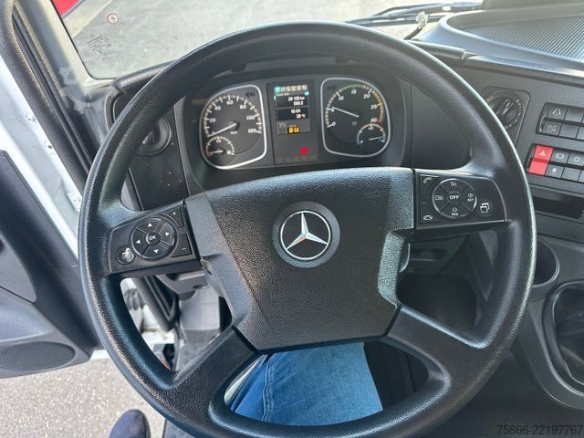 Billenő teherautó MERCEDES-BENZ 1224 K Atego 2 Seiten Kipper Hiab 078 X Duo