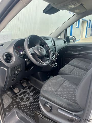 Dobozos furgon MERCEDES-BENZ Vito 116 EXTRALANG KLIMA SCHRÄNKE KAMERA AHK EU6