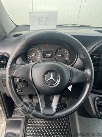 Dobozos furgon MERCEDES-BENZ Vito 116 EXTRALANG KLIMA SCHRÄNKE KAMERA AHK EU6