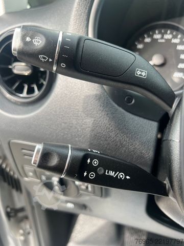 Dobozos furgon MERCEDES-BENZ Vito 116 EXTRALANG KLIMA SCHRÄNKE KAMERA AHK EU6