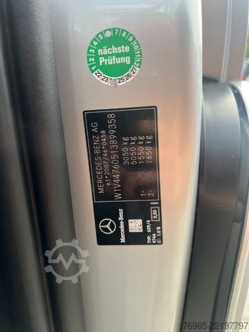 Dobozos furgon MERCEDES-BENZ Vito 116 EXTRALANG KLIMA SCHRÄNKE KAMERA AHK EU6