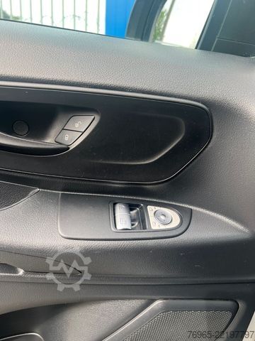 Dobozos furgon MERCEDES-BENZ Vito 116 EXTRALANG KLIMA SCHRÄNKE KAMERA AHK EU6
