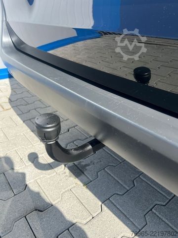 Dobozos furgon MERCEDES-BENZ Vito 116 LANG 9G-TR MIXTO KLIMA NAVI KAMERA AHK