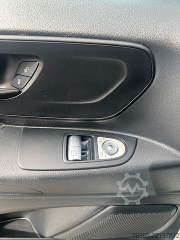 Dobozos furgon MERCEDES-BENZ Vito 116 EXTRALANG KLIMA SCHRÄNKE KAMERA AHK EU6