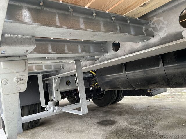 Low loader trailer Möslein T 3-P9,2 OR  3 Achs Tieflader gerader Ladefläche 9 m, Neufahrzeug