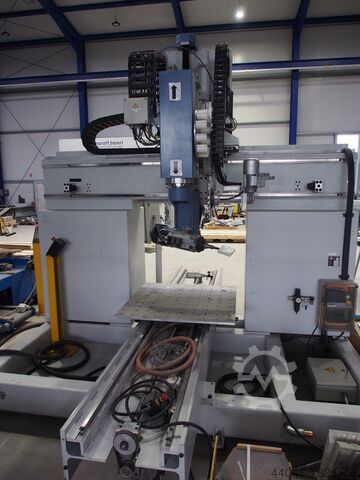 Centro de mecanizado MAKA KPF 334R