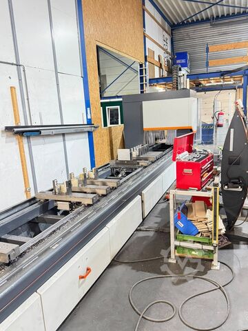 Macchina CNC a 4 assi Elumatec SBZ 140