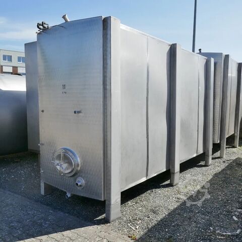12.220 liter verwarmbare/koelbare kubische opslagtank van V2A met 2 interne koelplaten  9416