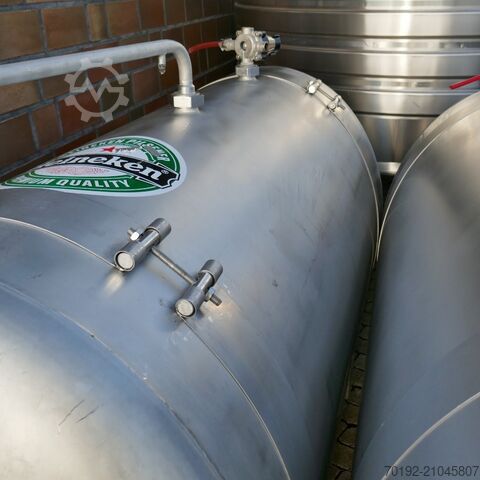 900 Liter ovaler Behälter aus V4A  9402