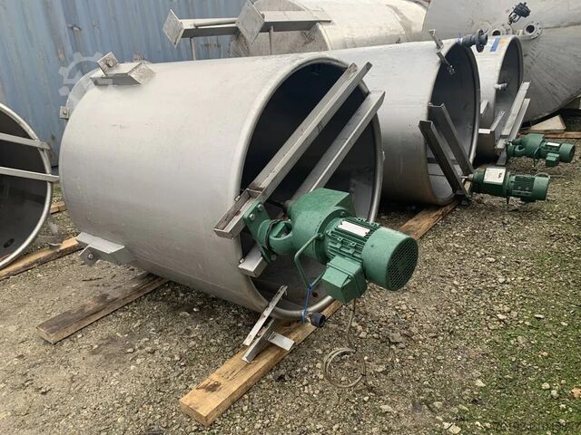 1500 Liter Rührwerksbehälter aus V2A mit Propellerrührwerk  S16421