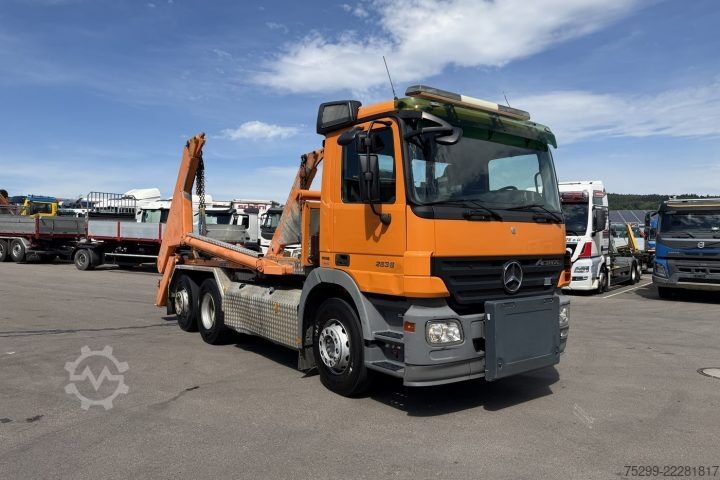 Absetzkipper LKW Mercedes-Benz Actros 2536 6x2 Welaki / Swiss-Vehicle