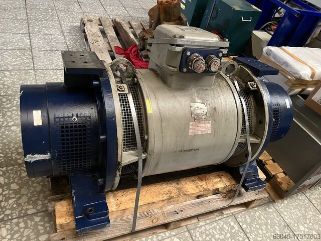 Loher MOTOR JNGA from injection molding machine Krauss Maffei 650 tonne Loher Motor JNGA