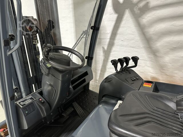 Heftruck Jungheinrich EFG 430
