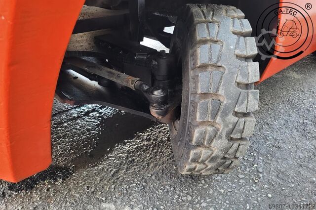 LPG gaffeltrucks Nissan FO1 A15U