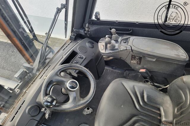 LPG targoncák Linde H30T
