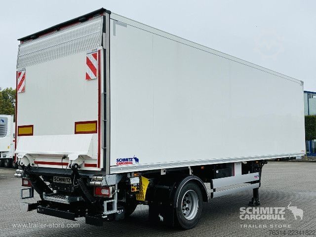 Reefer semitrailer Schmitz Cargobull Tiefkühler Standard Ladebordwand
