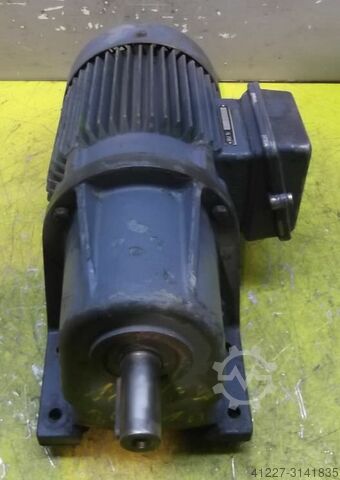 Tandwielmotor 0,8/1 kW 114/228 tpm Bauer DKP8420/200IX