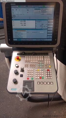 Centro de mecanizado - Vertical Deckel DMC 635 V