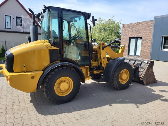 CAT 906H2 homlokrakodó Caterpillar 906H2