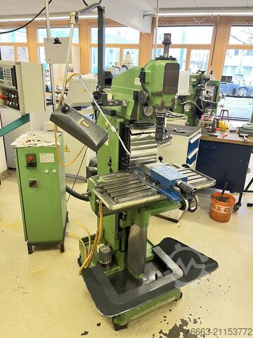 Universal- Fräsmaschine aus Schule! Deckel FP1