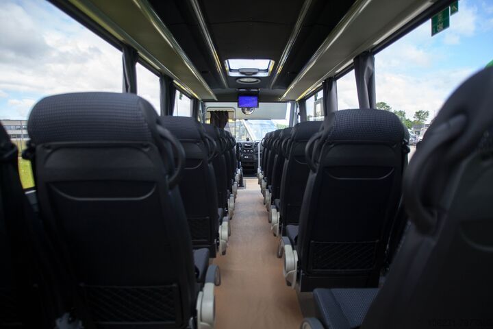 Überlandbus Iveco THESI / Touristik oder Schulbus