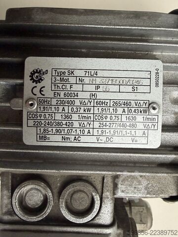 Motoredutor Getriebebau NORD 1S50VZ.71 L/4 com motor NORD SK 71L/4, 0,37 kW, i=35, 40 rpm, trifásico Motoreduktor Getriebebau NORD 1S50VZ.71 L/4 + silnik NORD SK 71L/4 0,37 kW i=35 40 obr./min 3-fazowy Motoreduktor Getriebebau NORD 1S50VZ.71 L/4 + silnik NORD SK 71L/4 0,37 kW i=35 40 obr./min 3-fazowy