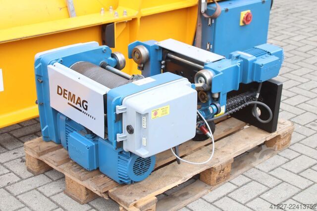 Säulenschwenkkran Ausleger 4,5 m /3200 kg Demag D-MS360