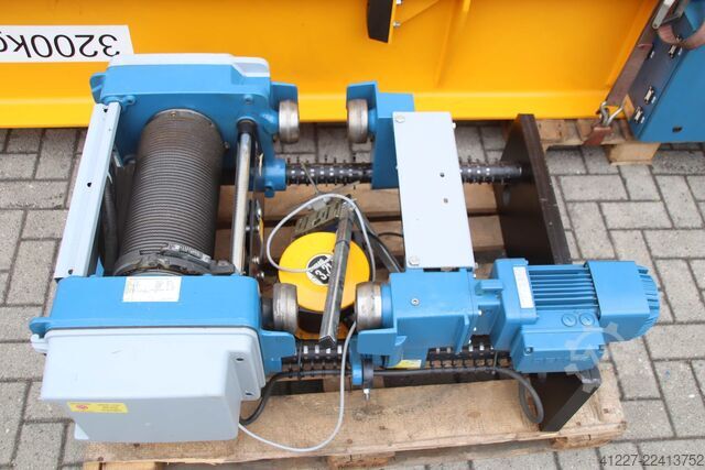 Säulenschwenkkran Ausleger 4,5 m /3200 kg Demag D-MS360