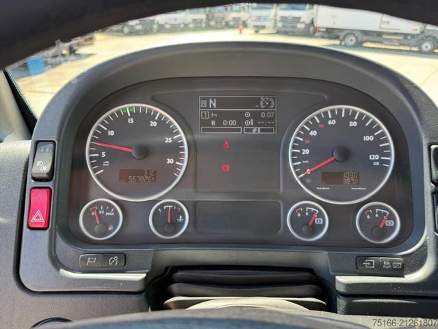 Camion refrigerato MAN 12.220 BL Kühlkoffer 5 m TK T 600*5 Rohrbahnen