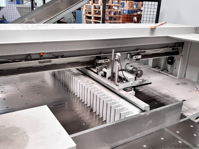 Papierschneidemaschine Perfecta 168 TS