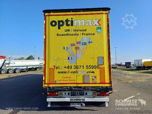 Semi-reboque aberto com lona Schmitz Cargobull Curtainsider Mega Getränke