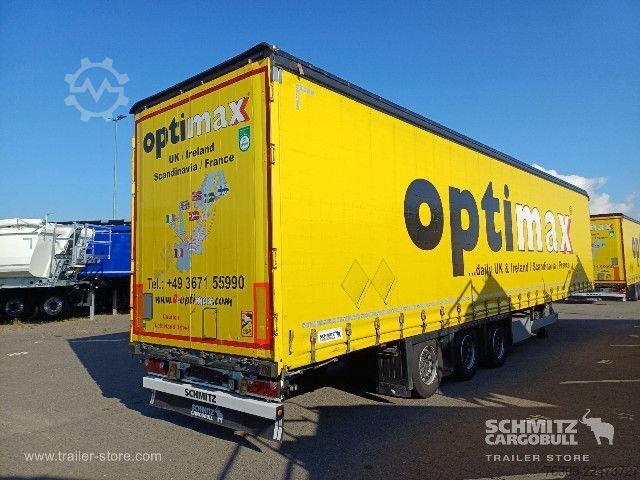 Semi-reboque aberto com lona Schmitz Cargobull Curtainsider Mega Getränke
