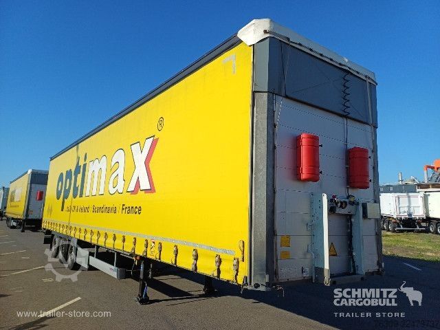 Semi-reboque aberto com lona Schmitz Cargobull Curtainsider Mega Getränke