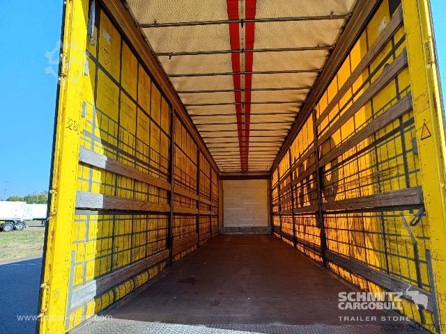 Semi-reboque aberto com lona Schmitz Cargobull Curtainsider Mega Getränke