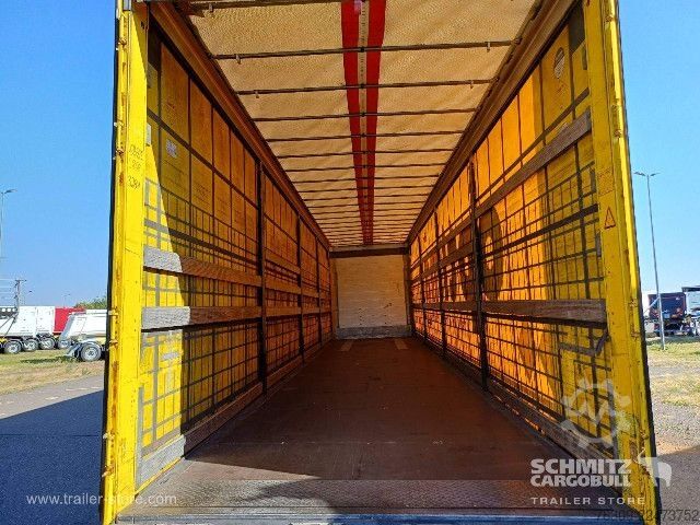 Semi-reboque aberto com lona Schmitz Cargobull Curtainsider Mega Getränke