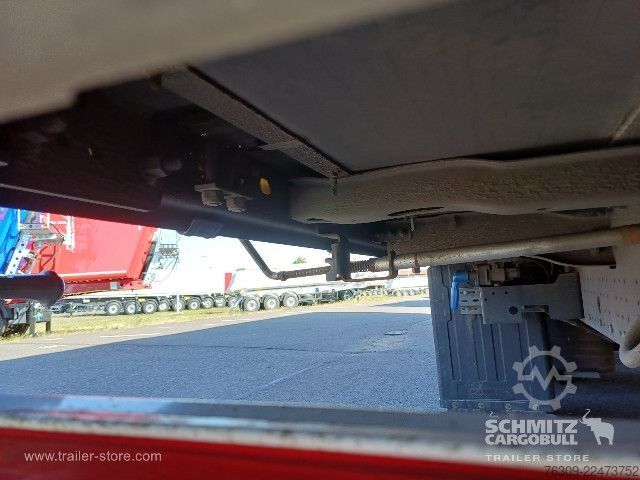Semi-reboque aberto com lona Schmitz Cargobull Curtainsider Mega Getränke