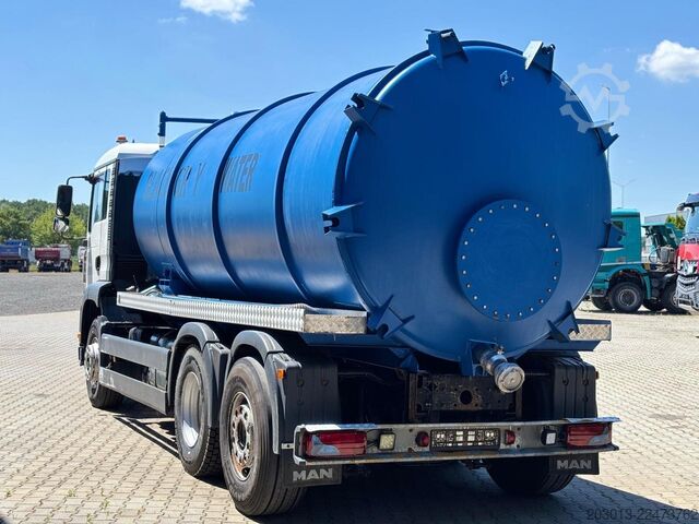 Camião cisterna MAN TGA 36.310 6x2-2 BL EURO 3 Water Tank