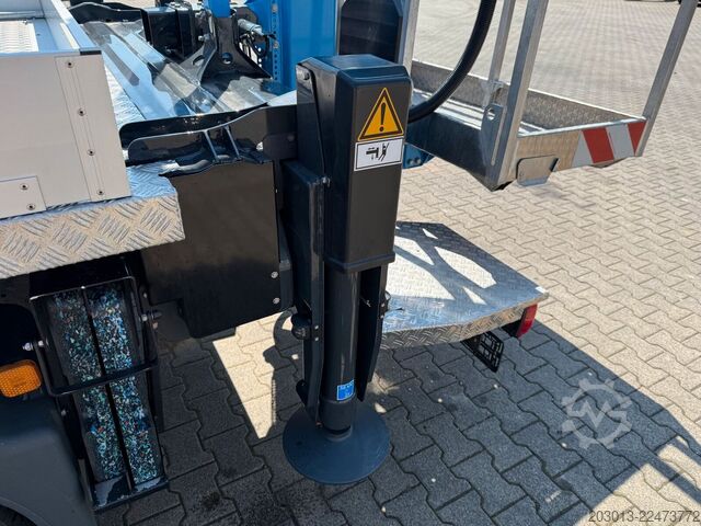 Plataforma de trabalho montada em camião MAN TGL 8.160 4X2 BB Hubarbeitsbühne Ruthmann T300.4