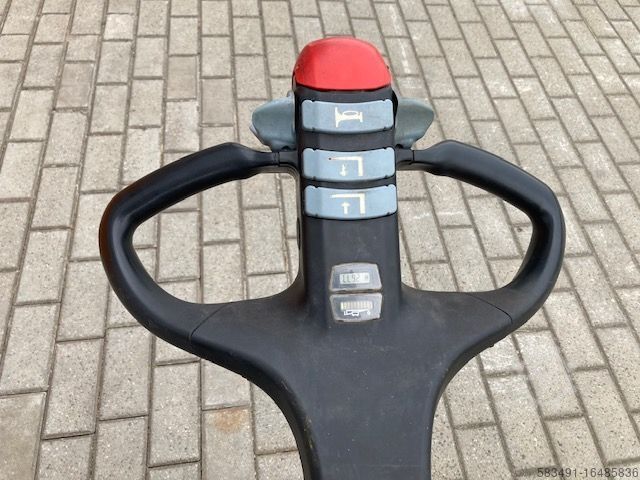 Carrello elevatore basso Still ECU16