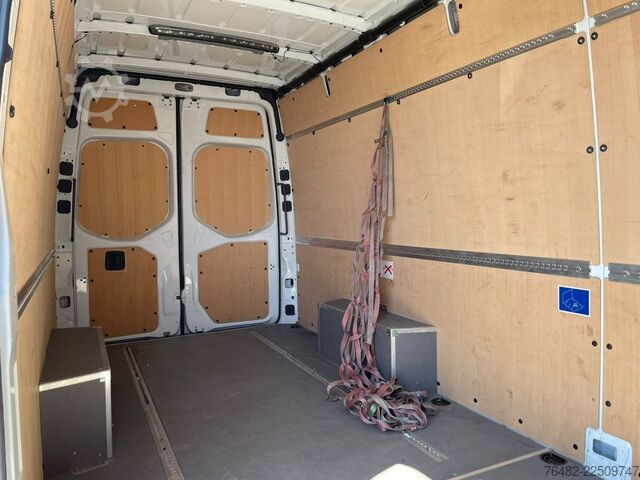 Dobozos furgon MERCEDES-BENZ Sprinter 317 CDI KA/L3H2/4325/MAXI/MBUX/NAVI/AUT