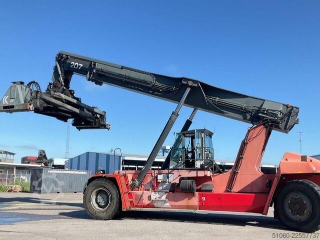 Volle container reachstacker Kalmar DRF450-75C5XS