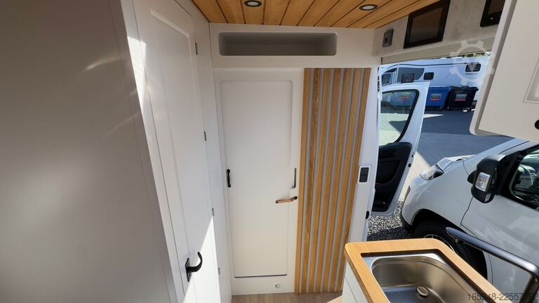 Camper van AFFINITY AFFINITY Version Premium FREEDO 599