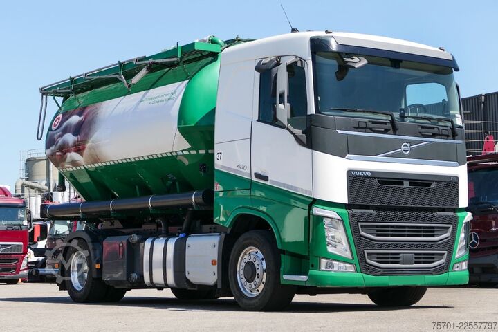 Tankwagen VOLVO FH 460 Tierfutter 4-kammer Silo X-Track Assist