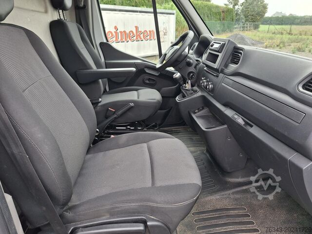 Samochód dostawczy z podnośnikiem koszowym RENAULT MASTER L2H2 2.3 DCI 145 - KLUBB KL26