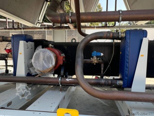 Hladnjak vode New Industrial Chiller EMICON - 785 KW | With warranty