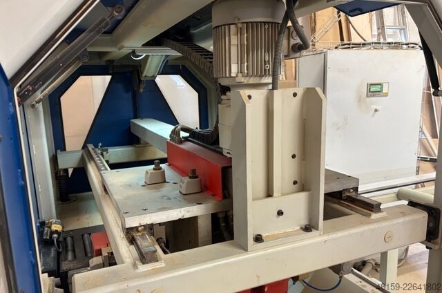 Linia produkcyjna parkietu Marinus not Weinig V&G 400