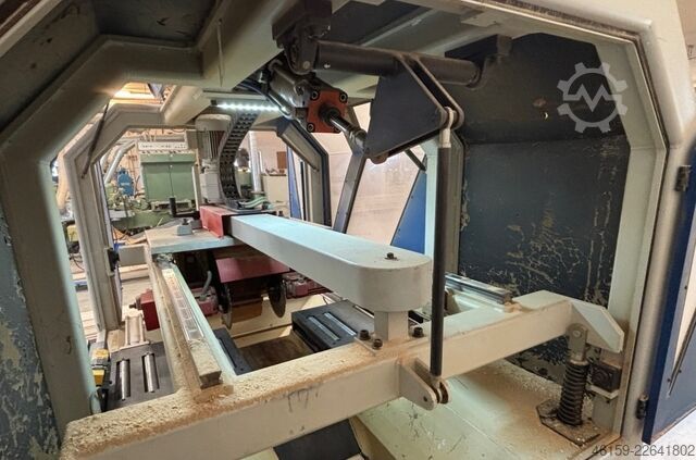 Linia produkcyjna parkietu Marinus not Weinig V&G 400