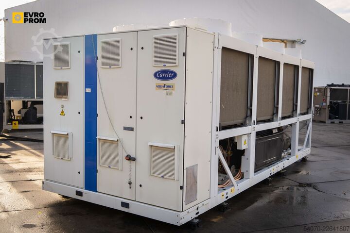 Chiller Used Industrial Chiller CARRIER - 611 kW | With warranty